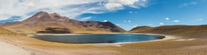 image of a small lake in an arid region of Chile